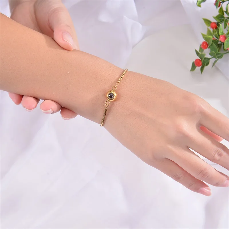 Pulsera con Foto Personalizada, Pulseras con Proyección de Imagen en 100 Idiomas, Te Amo, Pulsera de Acero Inoxidable - Imagen 50